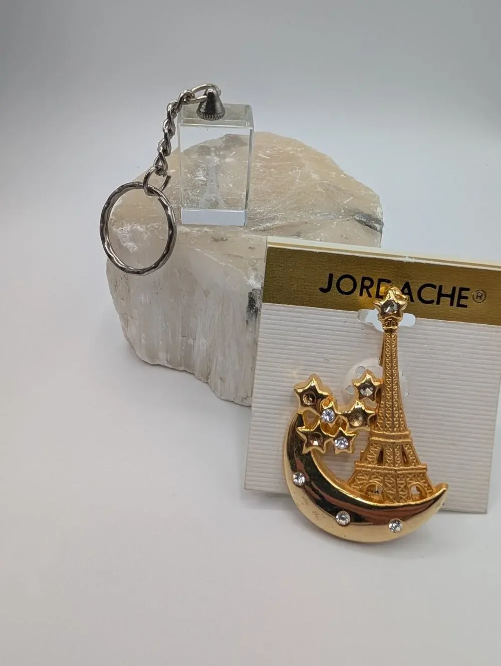 Eiffel Tower Souvenir Keychain & Jordache Brooch Pin Set Paris France Theme New